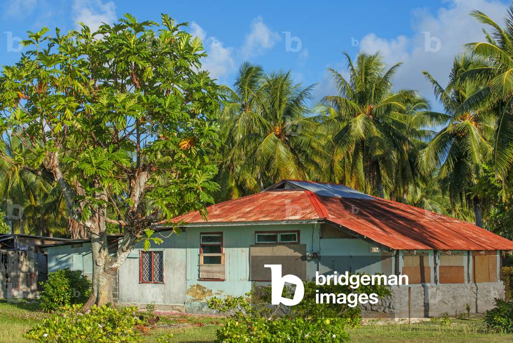 Local house of fishers in Fakarava,  Tuamotus Archipelago French Polynesia, Tuamotu Islands, South Pacific, 2020 (photo)