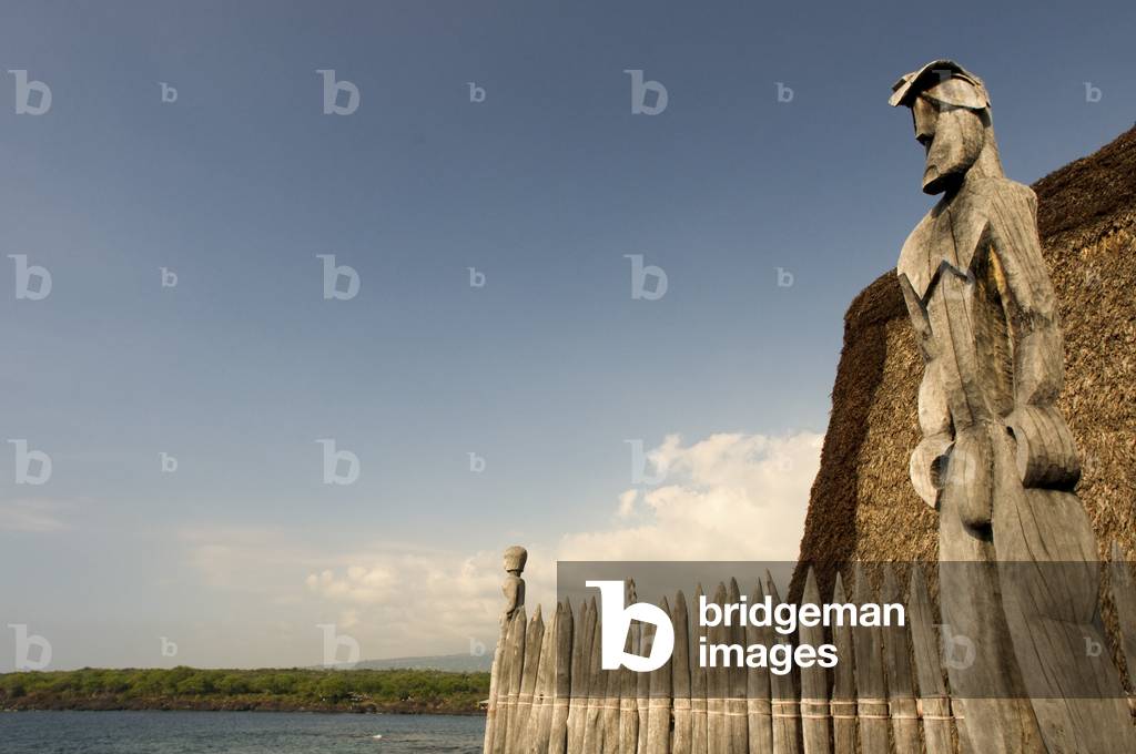 Hale O Keawe temple, Pu'uhonua o Honaunau National Historical Park, Big Island, Hawaii (photo)