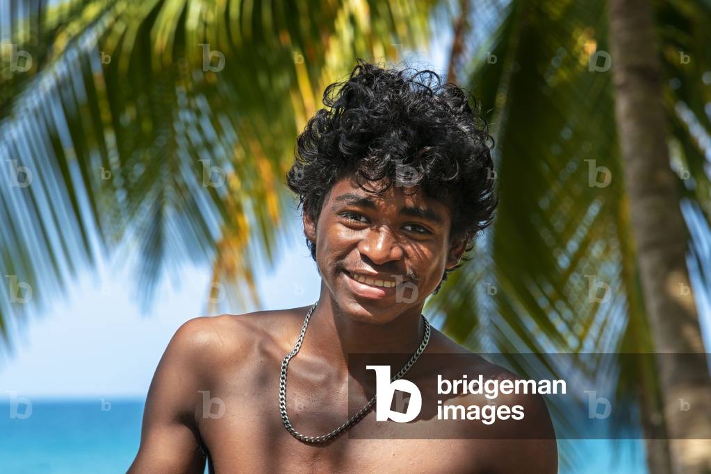 Local people next to the beach, Corn Island, Caribbean Sea, Nicaragua, Central America, America (photo)