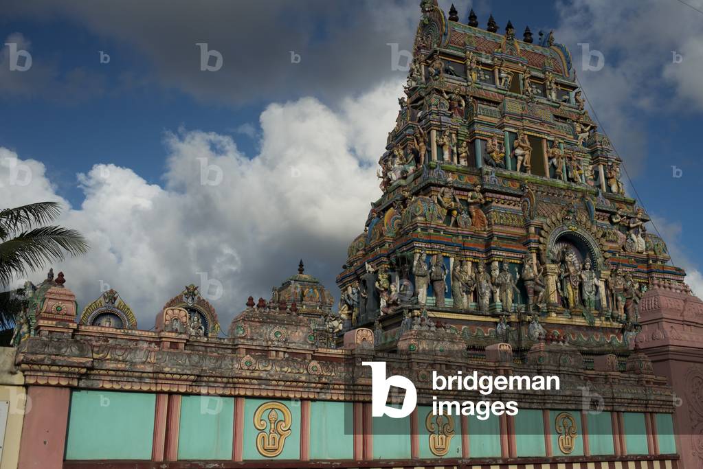 Tamil Temple, St. Andre, Reunion Island (photo)