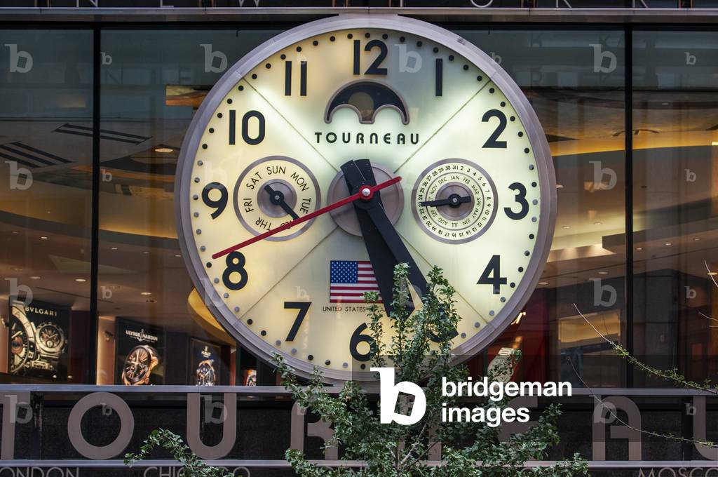 Clock watch store the Torneau shop in New York City, USA (photo)