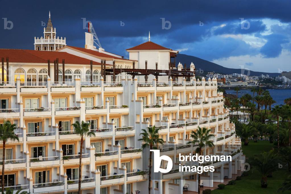 Hotel Riu Palace Tenerife La Caleta Resort & Spa Costa Adeje Tenerife Island, Canary Islands, Spain (photo)