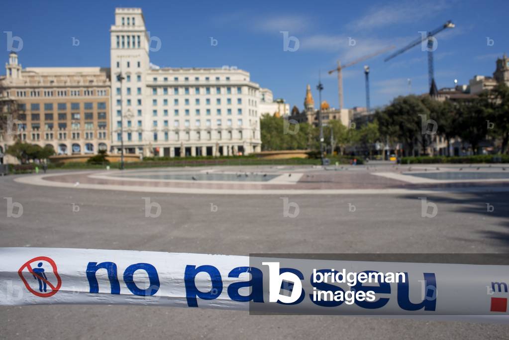 Catalonia square in Barcelona is completely deserted and its passage is prohibited due to the total confinement of the population in Spain, Barcelona, Spain, 9th April 2020 (photo)