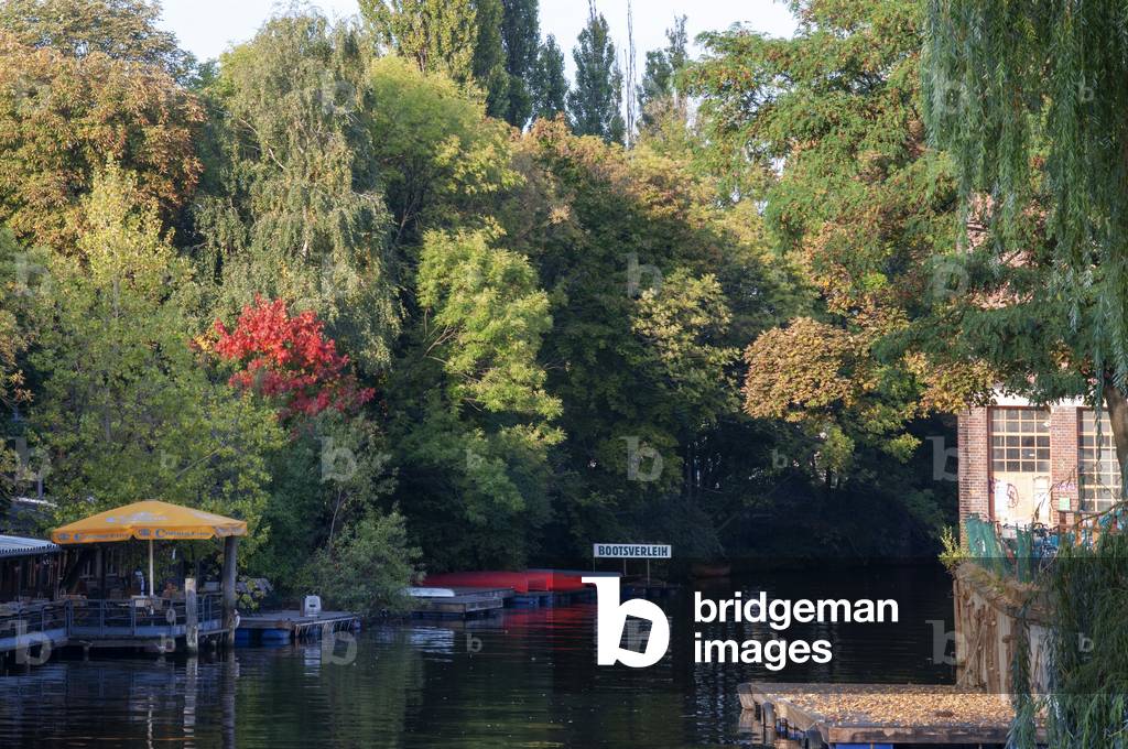Bootsverleih Treptower Park am Haus Zenner  Treptow Berlin Deutschland (photo)