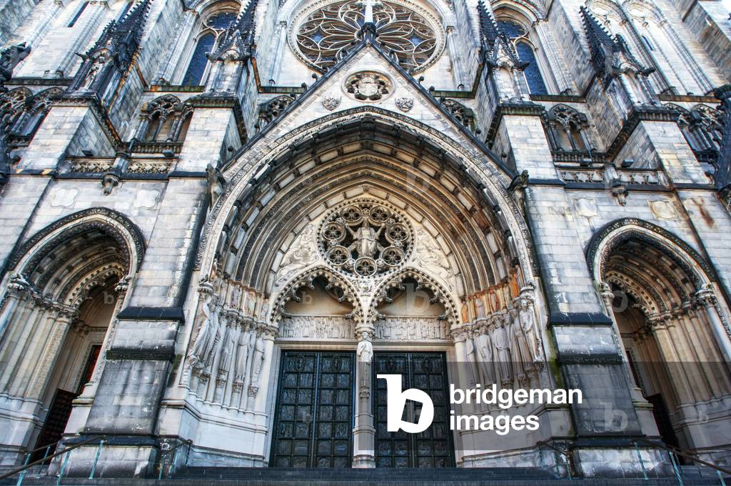 Cathedral of Saint John the Divine , New York City, 2021 (photo)