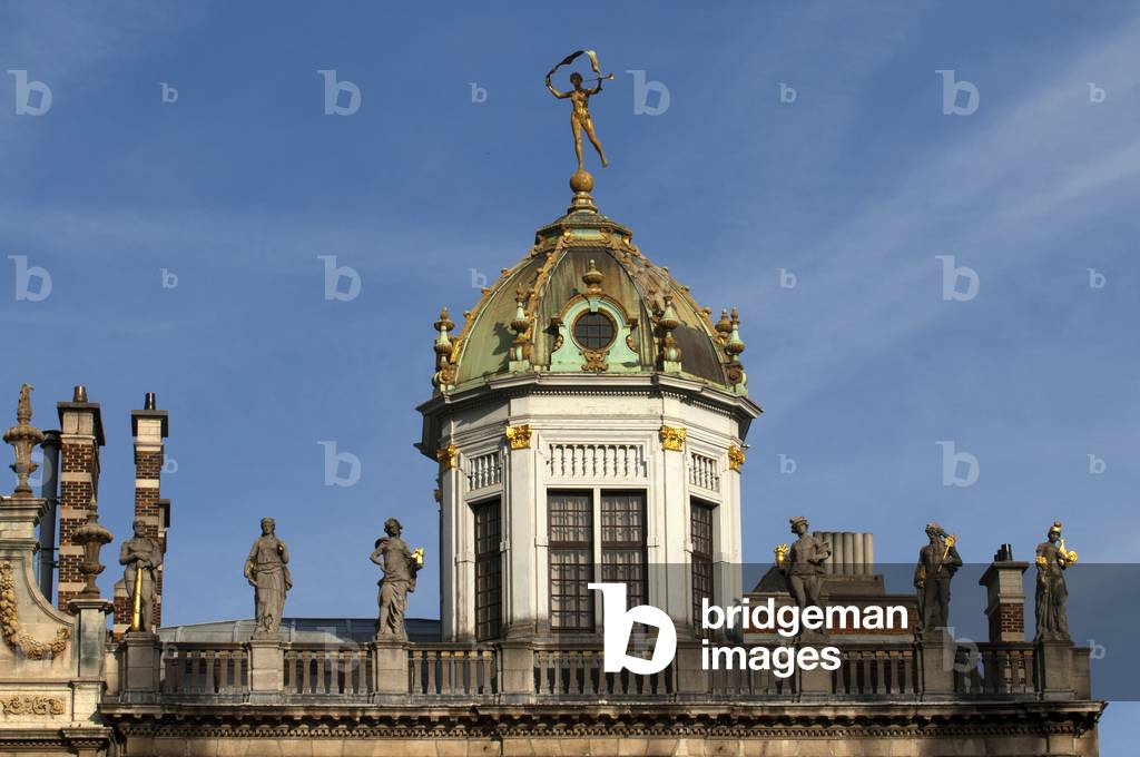 Dome of the Maison des Boulangers, Roi d'Espagne, guild house of the bakers, Grote Markt, Grand Place (photo)