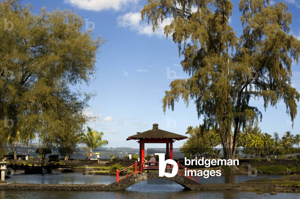 Japanese-style garden Lili'uokalani Park in Hilo, Big Island, Hawaii (photo)