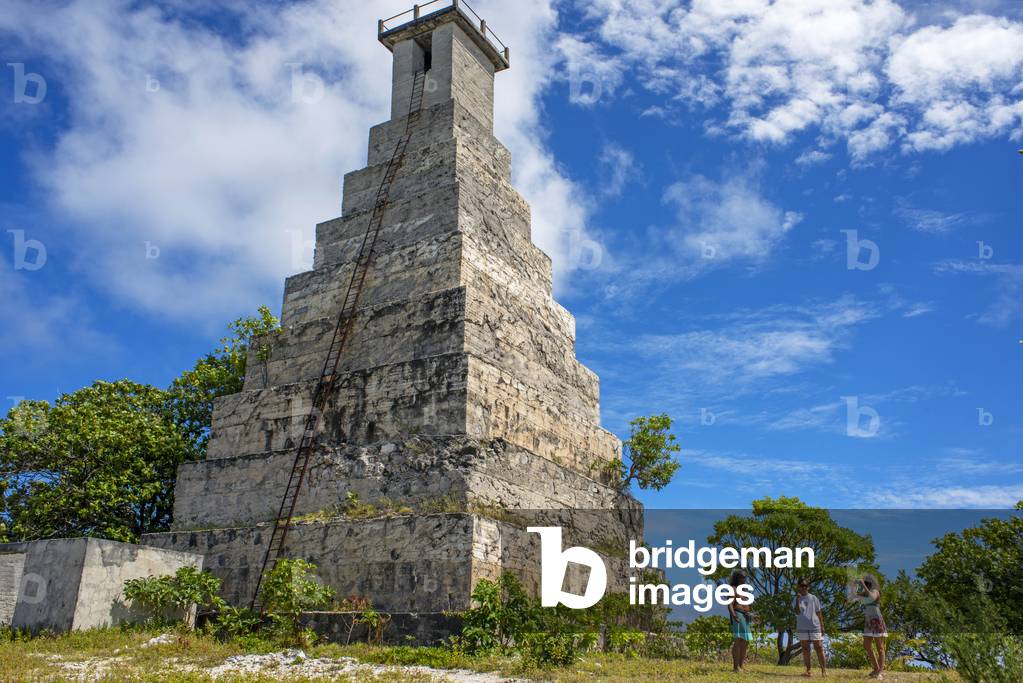 Fakarava lighthouse, Tuamotus Archipelago French Polynesia, Tuamotu Islands, South Pacific, 2020 (photo)