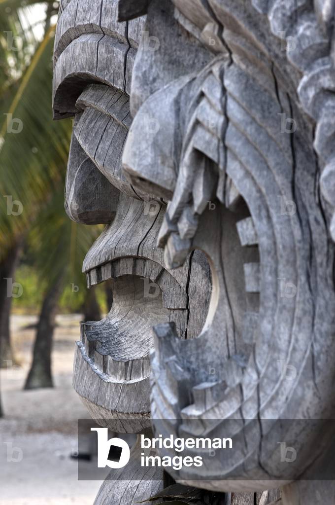 Hale O Keawe temple, Pu'uhonua o Honaunau National Historical Park, Big Island, Hawaii (photo)