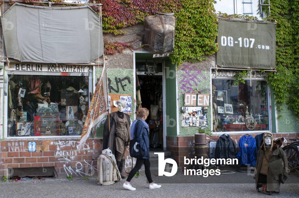 Vintage war clothes shop in Berlin Kollwitzplatz in Prenzlauer Berg in, Berlin, Germany (photo)