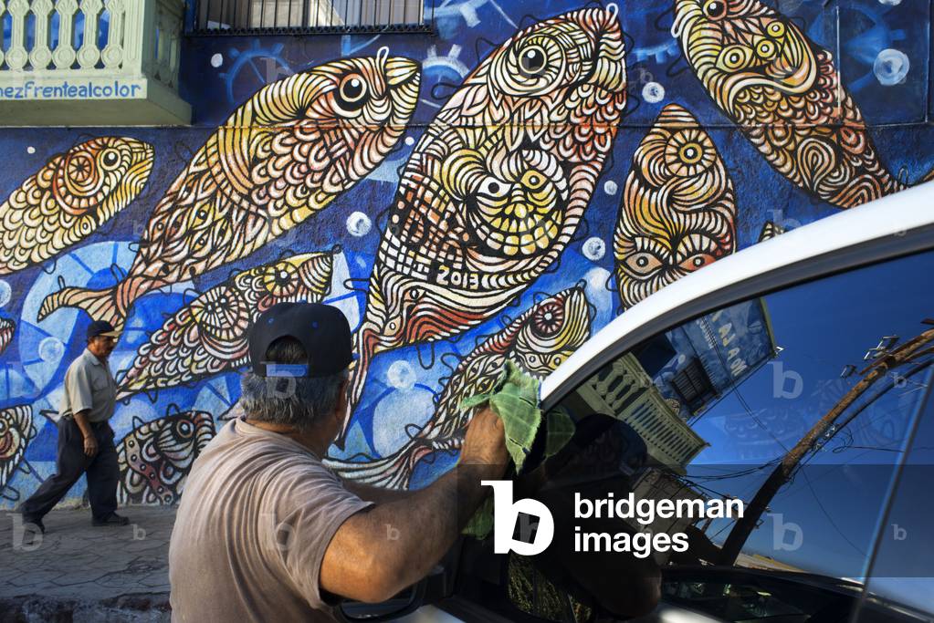 Graffiti wall and street scene in La Paz, Sea of Cortez, Baja California, Mexico (photo)