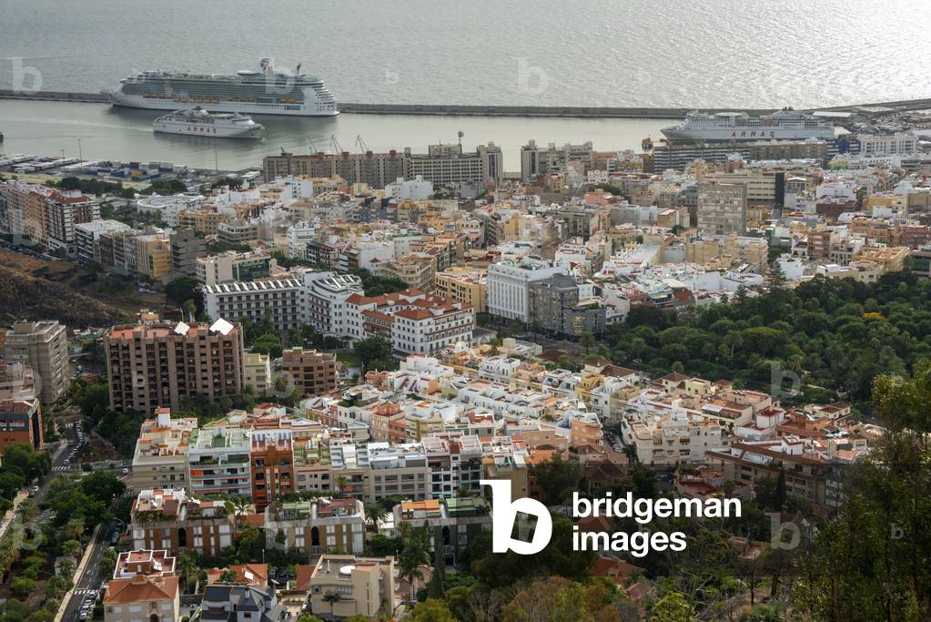 Landscape of the city of Santa Cruz de Tenerife Elevated view from Mirador de los Campitos. Tenerife Island Canary Islands Spain (photo)