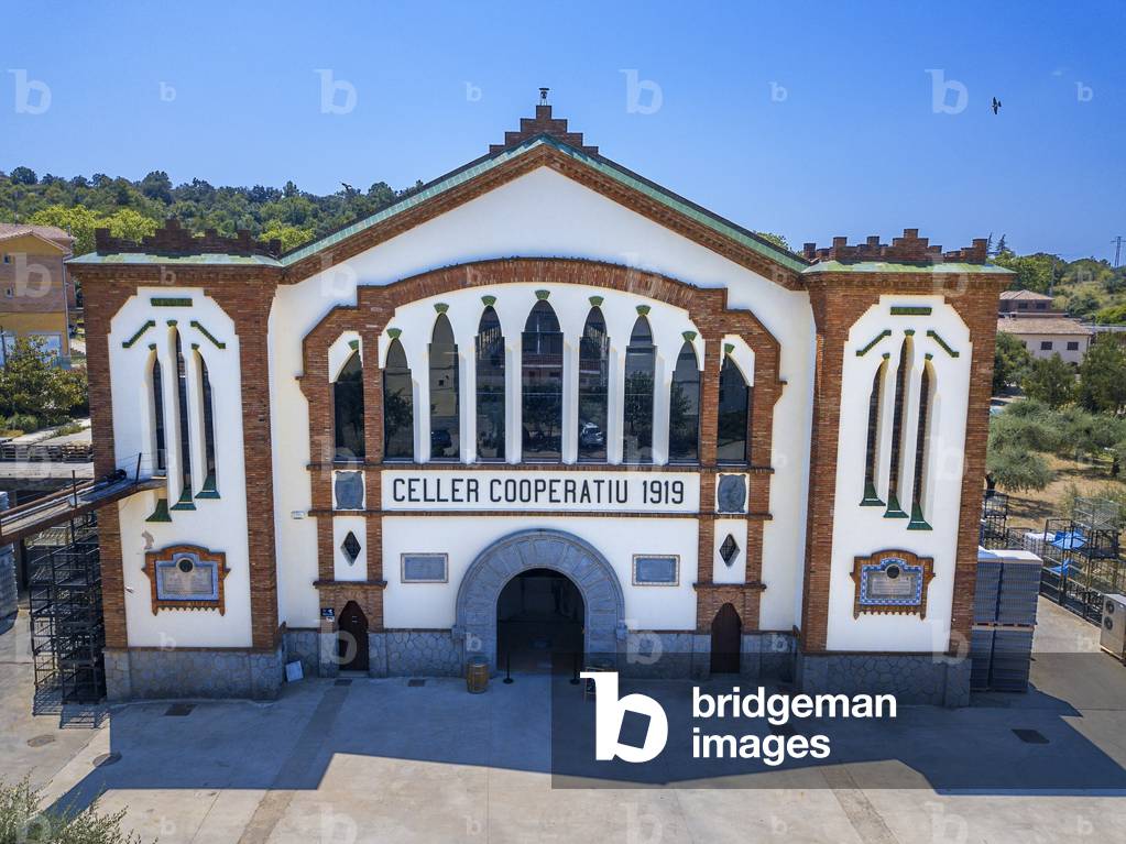 Falset Cooperative Wineries Priorat, TARRAGONA, 2021 (photo)