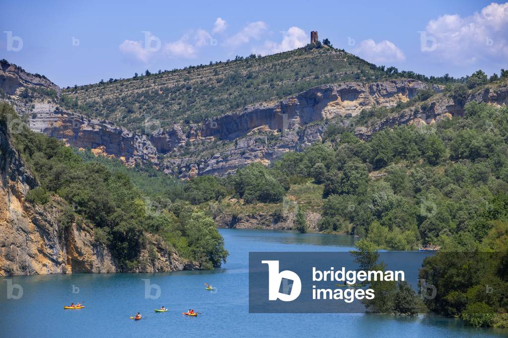 Congost de Mont-Rebei in the Pre-Pyrenees of Lleida, Catalonia, Serra del Montsec, La Noguera, Lleida, Spain

The Montrebei Gorge (in Catalan Congost de Mont-Rebei) is a place that is located between the provinces of Huesca and Lérida (Spain), between the regions of Ribagorza and Pallars Jussà, It is constituted in the narrowest part by which the Noguera Ribagorzana river, which constitutes the natural border between Aragon and Catalonia, crosses the Montsec mountain range, walls in vertical fall of more than 500 meters and a width at its minimum point of 20 meters , The Catalan part is part of the Noguera Nature Reserve, It is within the Sierra del Montsec Natural Interest Area, 2020 (photo)