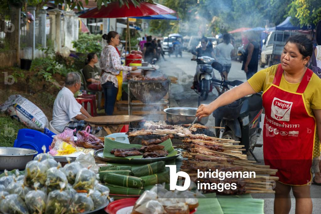 Food stall in the streets of Luang Prabang City, Laos (photo)
