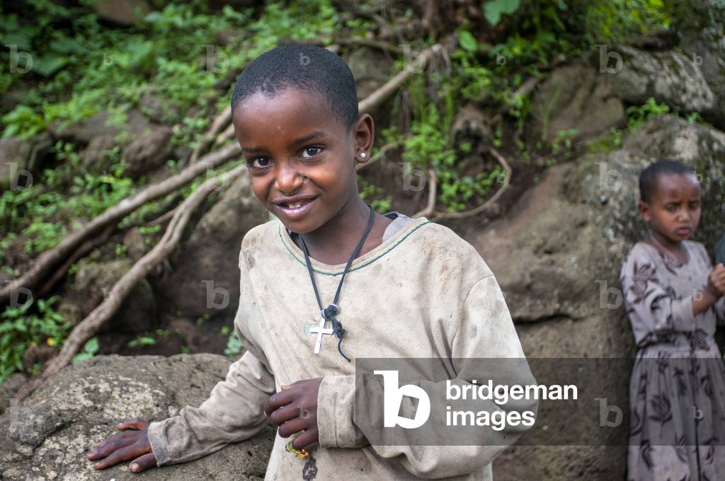 Children working. Rural landscape near the Tis Isat Blue Nile Falls of the farmland near Bahir Dar in Ethiopia (photo)