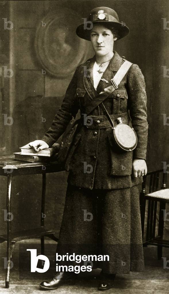 Rose McNamara in Cumann na mBan uniform (sepia photo)