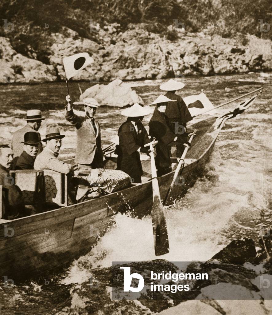 King Edward VIII at the Rapids in Kyoto in Japan, 1922 (b/w photo)