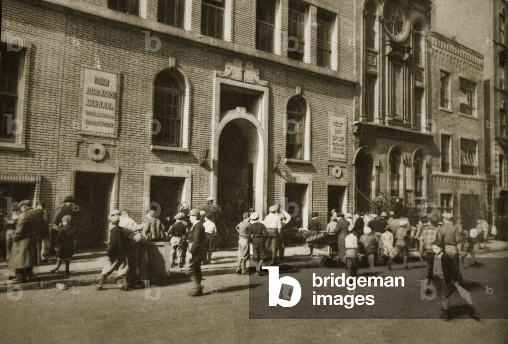 George Washington High School, Henry Street, Lower East Side, New York (seppia foto)