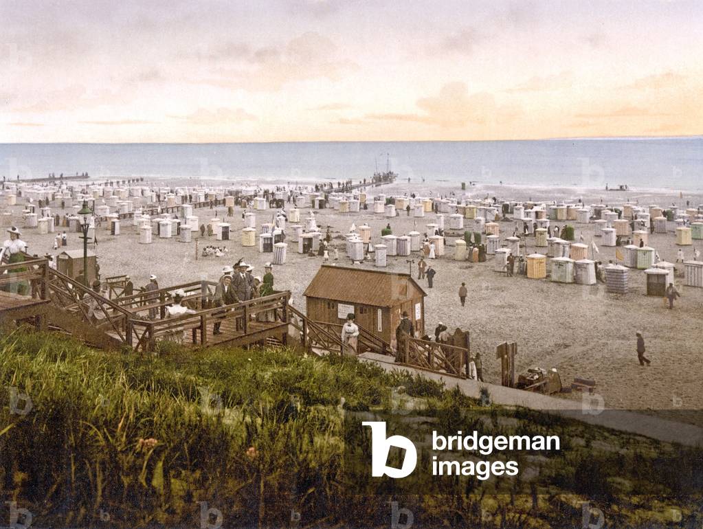 Beach on the island of Borkum, c.1890-1900 (chromolitho)