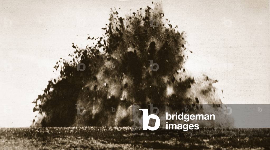 Image de Photographie représentant Une grande mine a explosé en territoire français pendant la Première Guerre