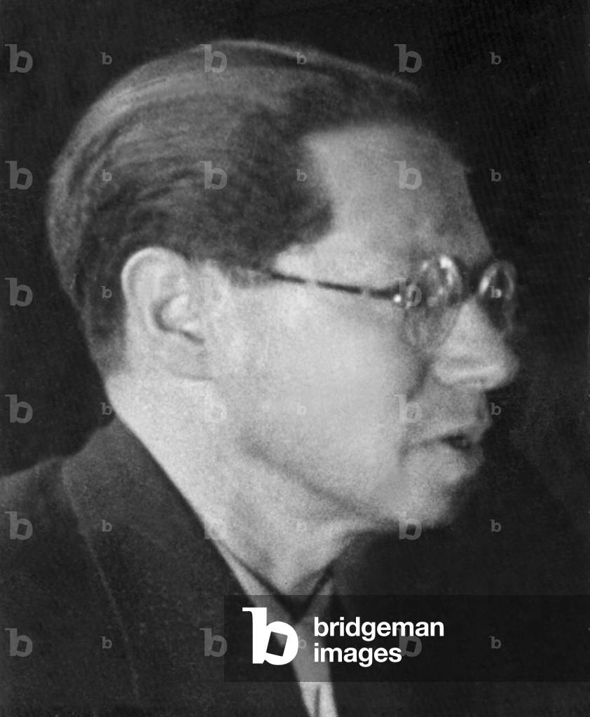 The German writer Lion Feuchtwanger in the United States (b/w photo)