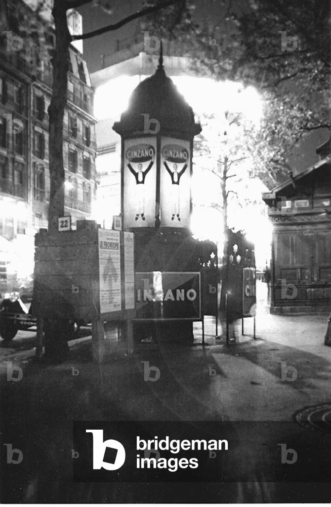 Cinzano, Paris 1937