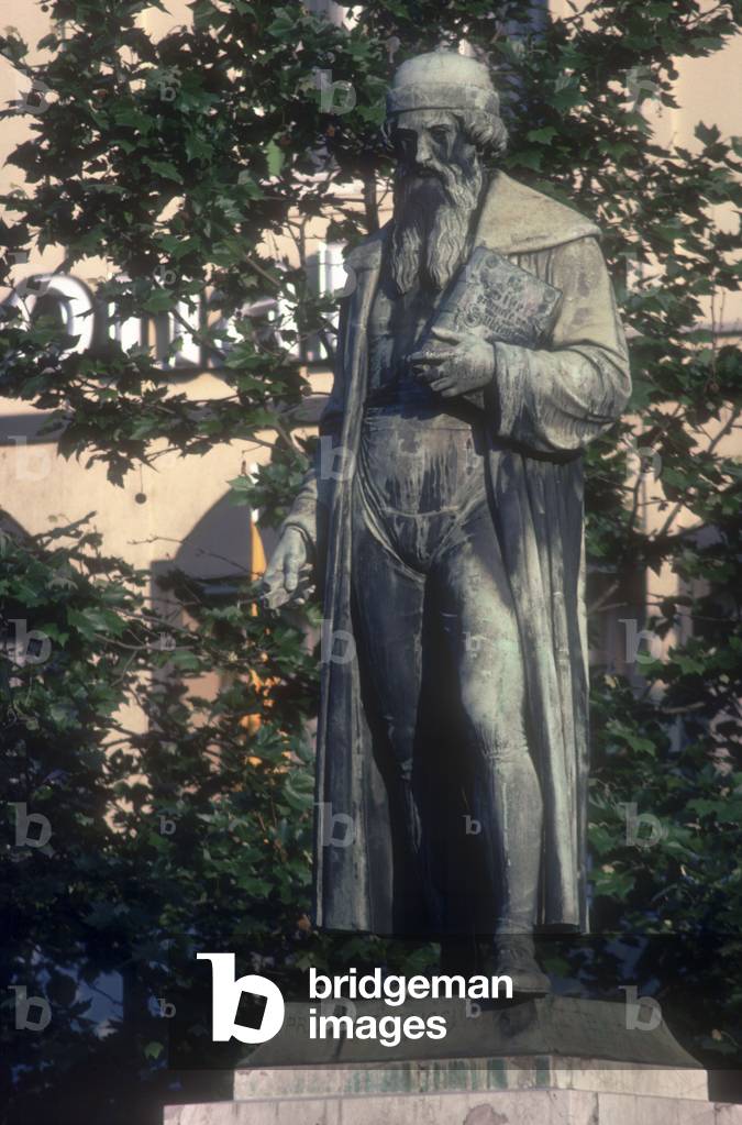The Gutenberg Monument in Mainz (bronze)