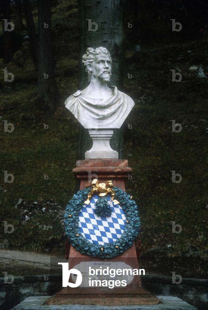 Monument to King Ludwig II (1845-86) erected in 1895 (marble)