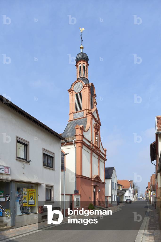 View of the Catholic church of Saint Maurice church, Gimbsheim (colour photo)