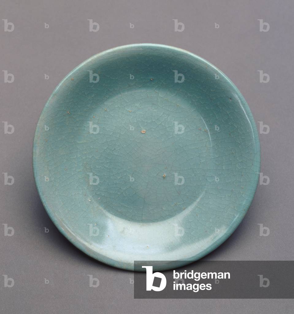 Dish with Everted Rim (glazed porcelaneous stoneware)