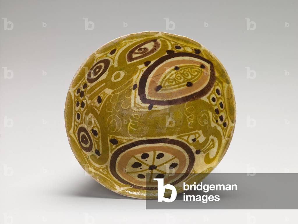 Bowl, interior view, Samanid period, 10th-11th century (glazed and slip-painted earthenware)