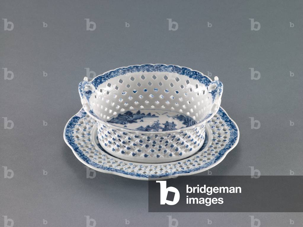 Reticulated Underplate and Basket, side view, mid-late 18th century (porcelain with underglaze cobalt blue and applied decoration)