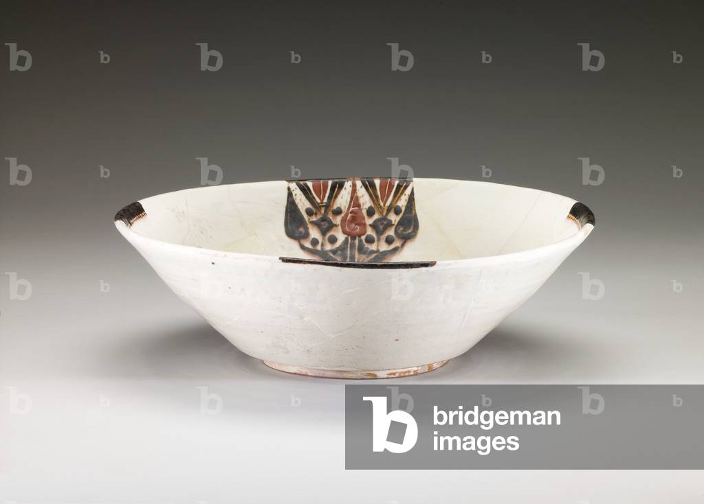 Bowl, Samanid period, 10th century (glazed and slip-painted earthenware)