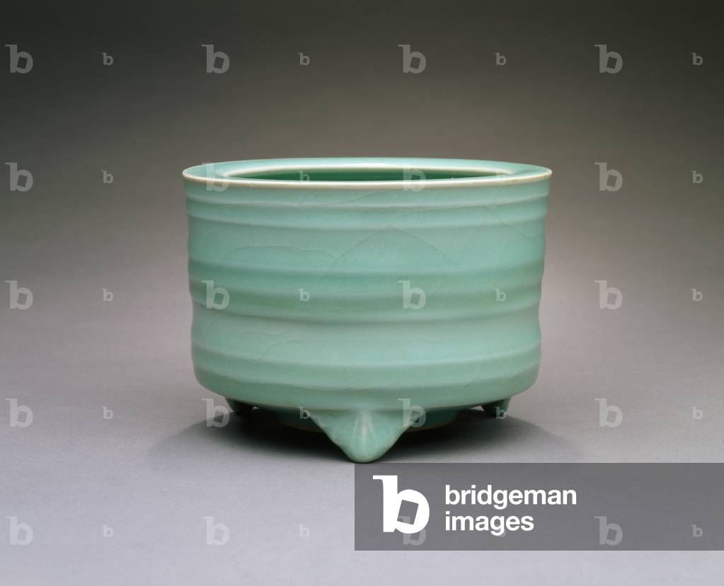 Tripod Censer with Design of Three Triple Bowstring Bands, Southern Song dynasty or Yuan dynasty, 13th-early 14th century (glazed porcelain)