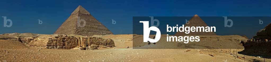 Khafre and Khufu pyramids at Giza (photo)