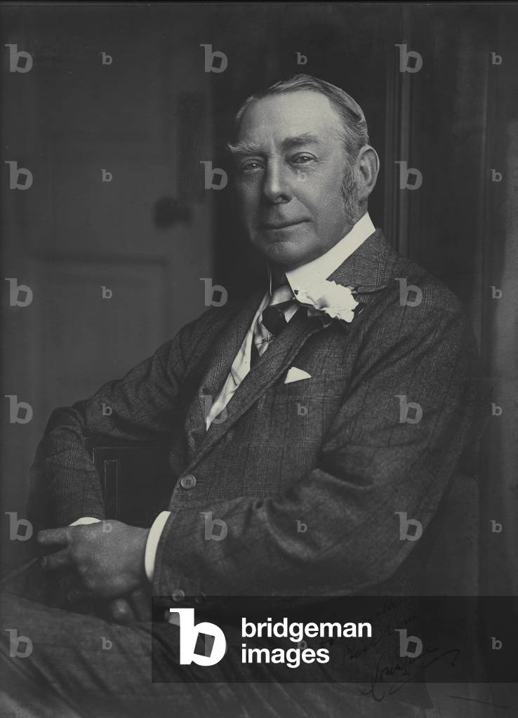 Portrait of a man, early 20th century (b/w photo)