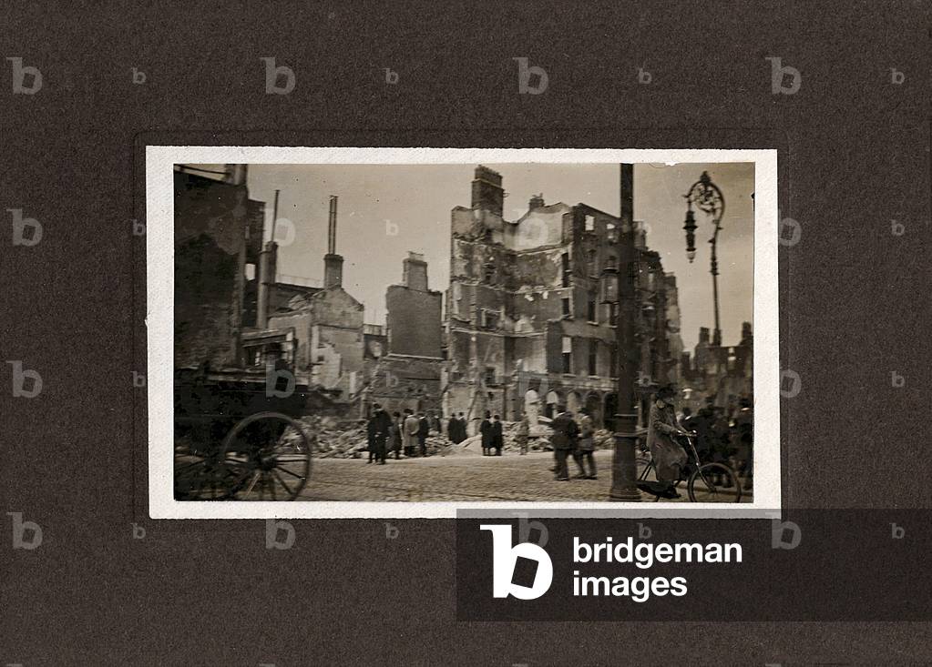 Dublin during the Easter Rising, 1916 (b/w photo)
