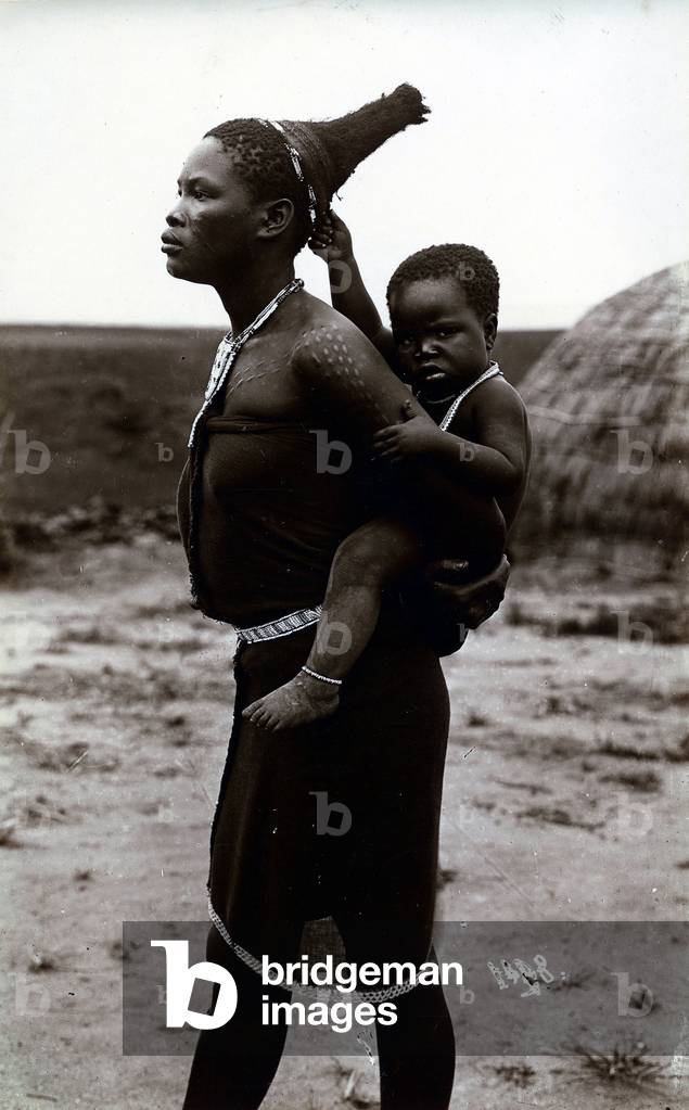 Mother and child (b/w photo)