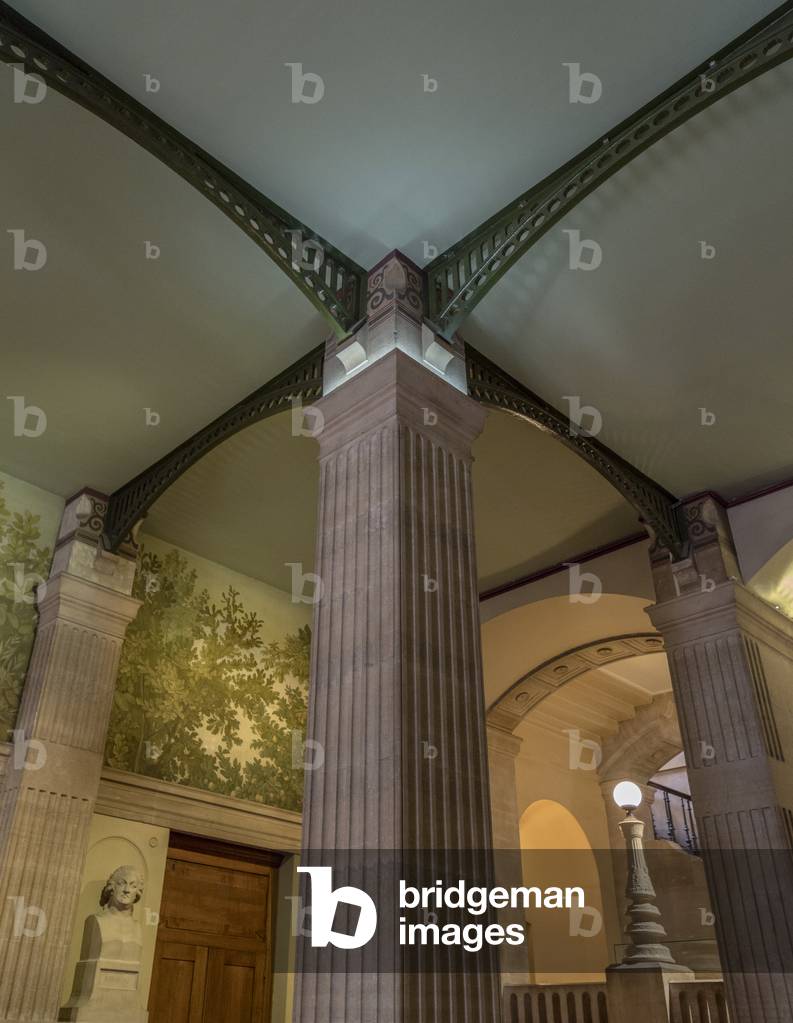 Detail des Metallrahmens der Eingangsdecke. Bibliotheque Saint Genevieve, Paris, Architekt Henri Labrouste (18
