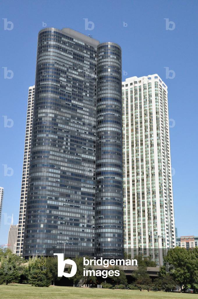 Harbor Point Tower, Lakeshore East (photo)