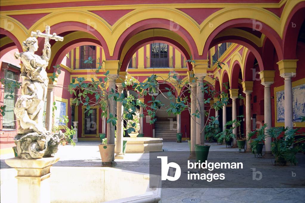 View of the cloister, Charity hospital (photo)