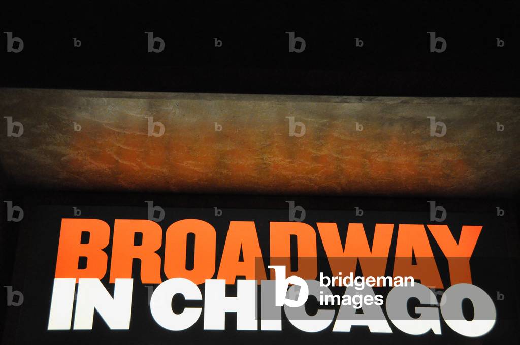 Broadway sign in Chicago (photo)