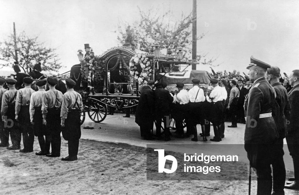 Funeral of Hofmann and Boehm in Cheb, 1938