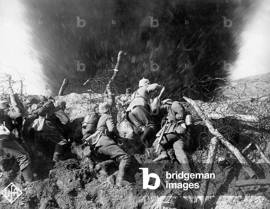 Battle near Ypres in the First World War, 1915 (b/w photo)