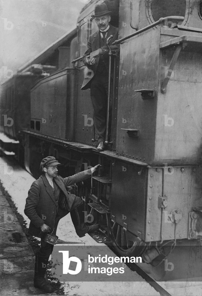 Railroad strike in the German Empire, 1922 (b/w photo)