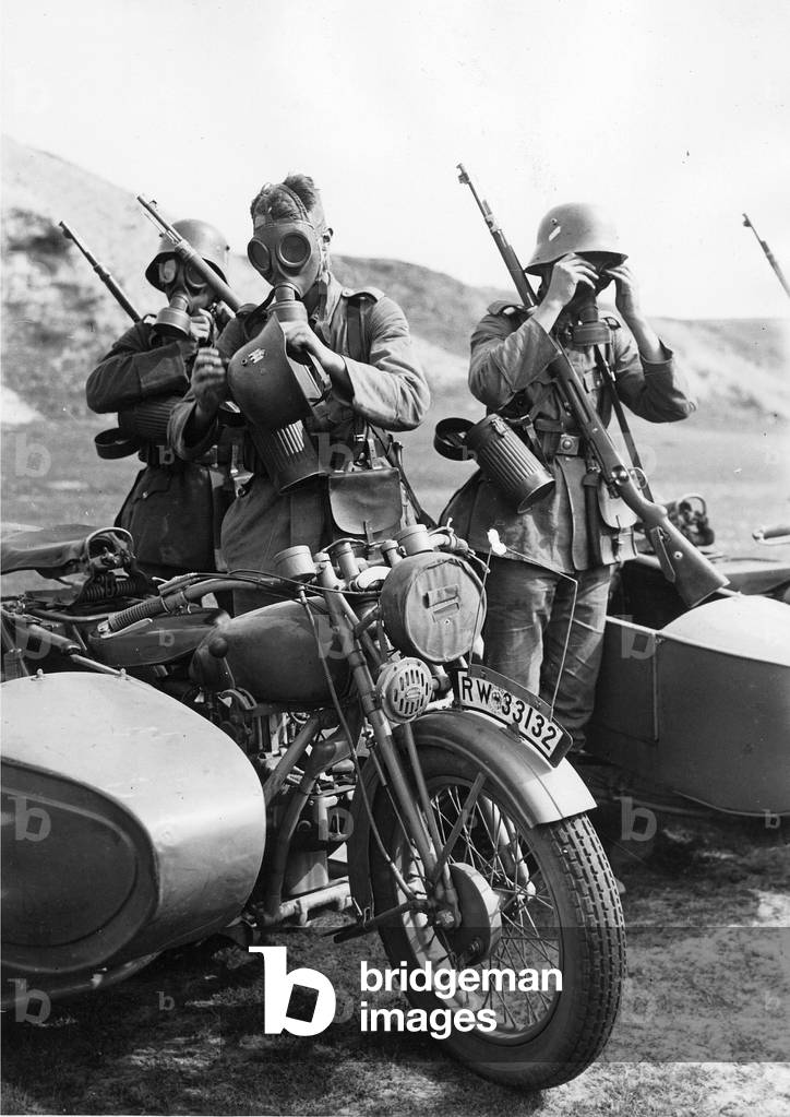Officer cadets of the motorized division of Magdeburg, 1935 (b/w photo)