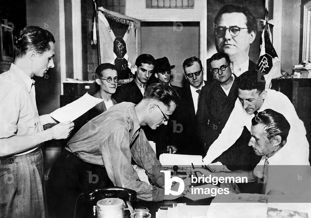 Volunteers enroll in the Legion des Volontaires Francais, 1941 (b/w photo)