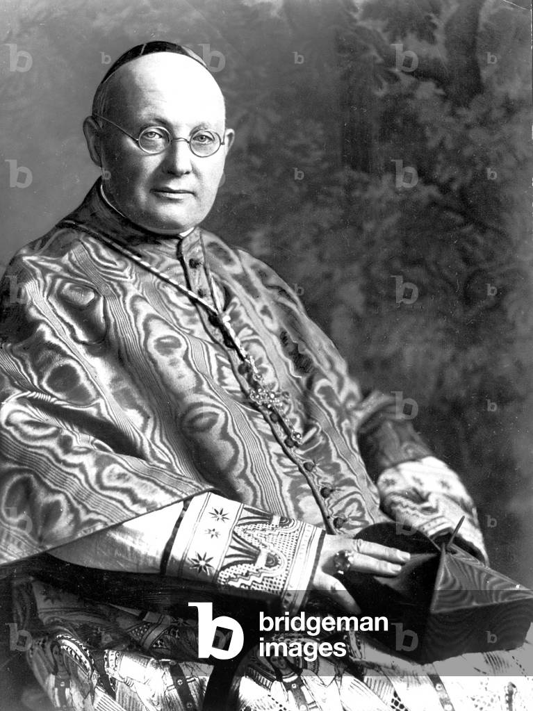 Cardinal Karl Joseph Schulte (b/w photo)