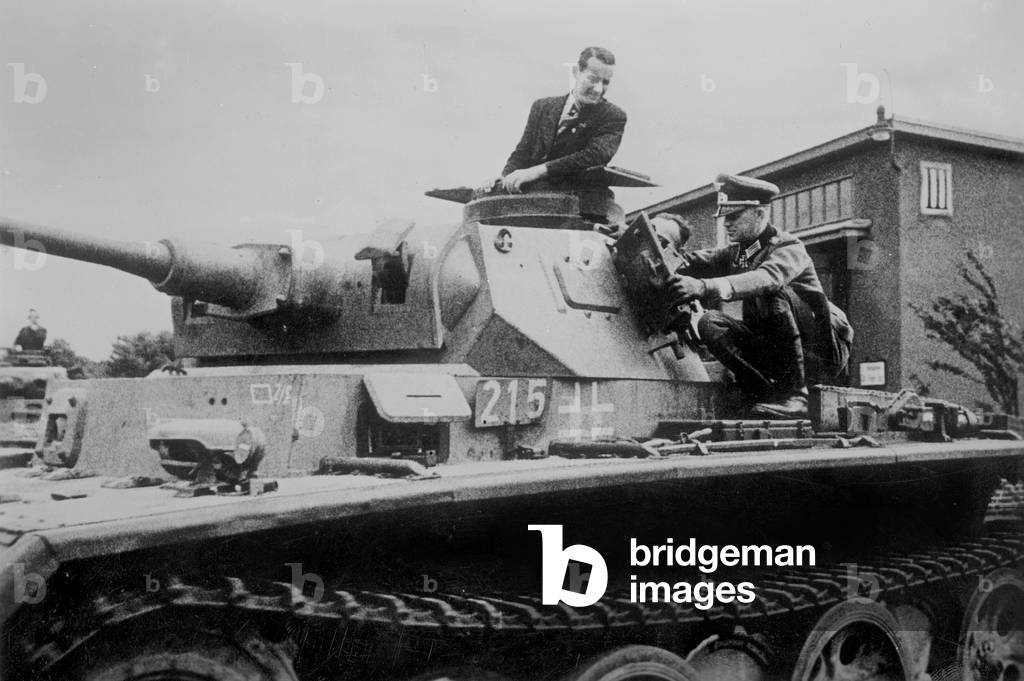 Munitions workers visit a tank division, 1942 (b/w photo)